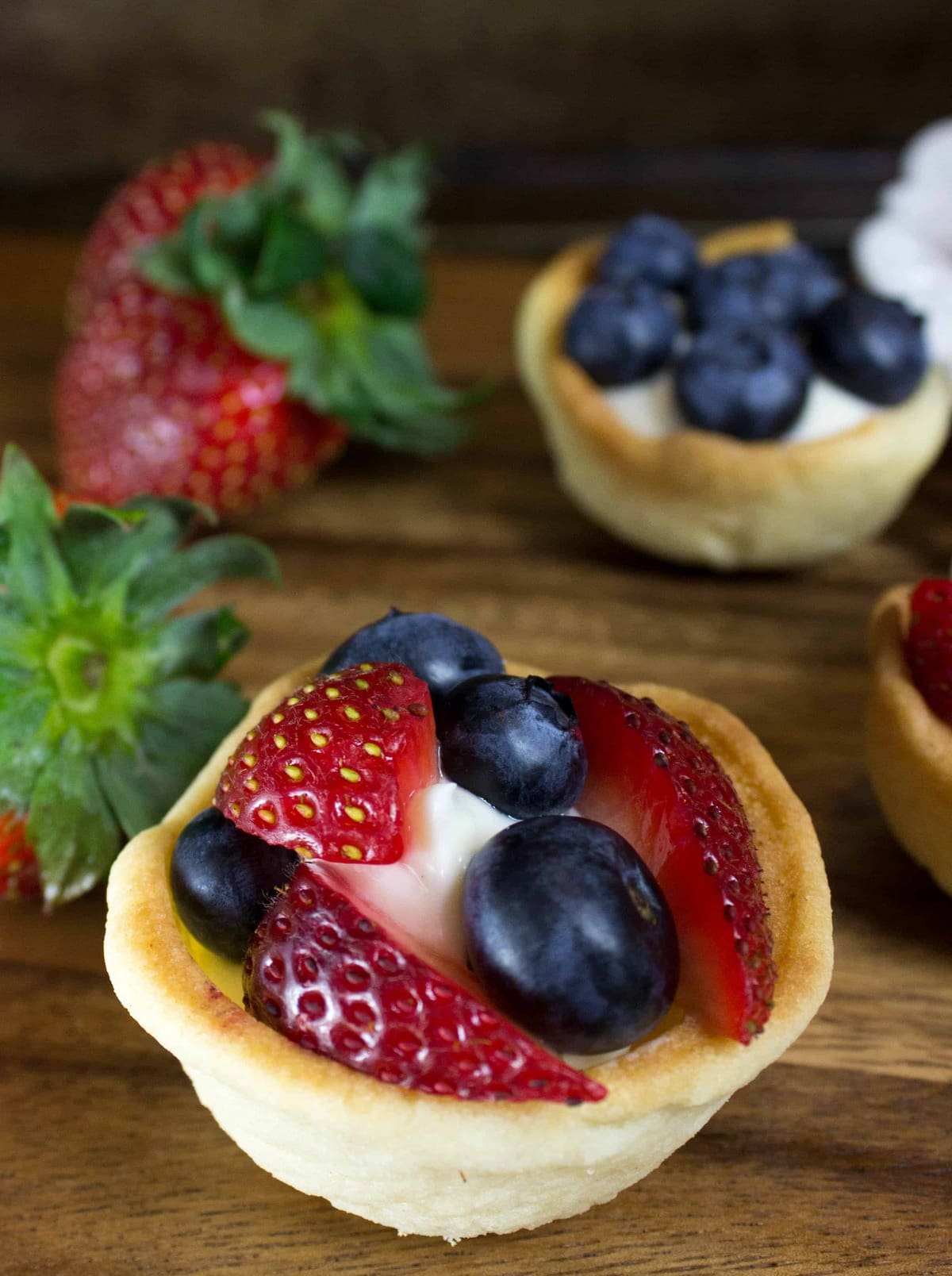 cheesecake, sugar cookie cups, fruit cheesecake, no bake cheesecake, cheesecake sugar cookie cups